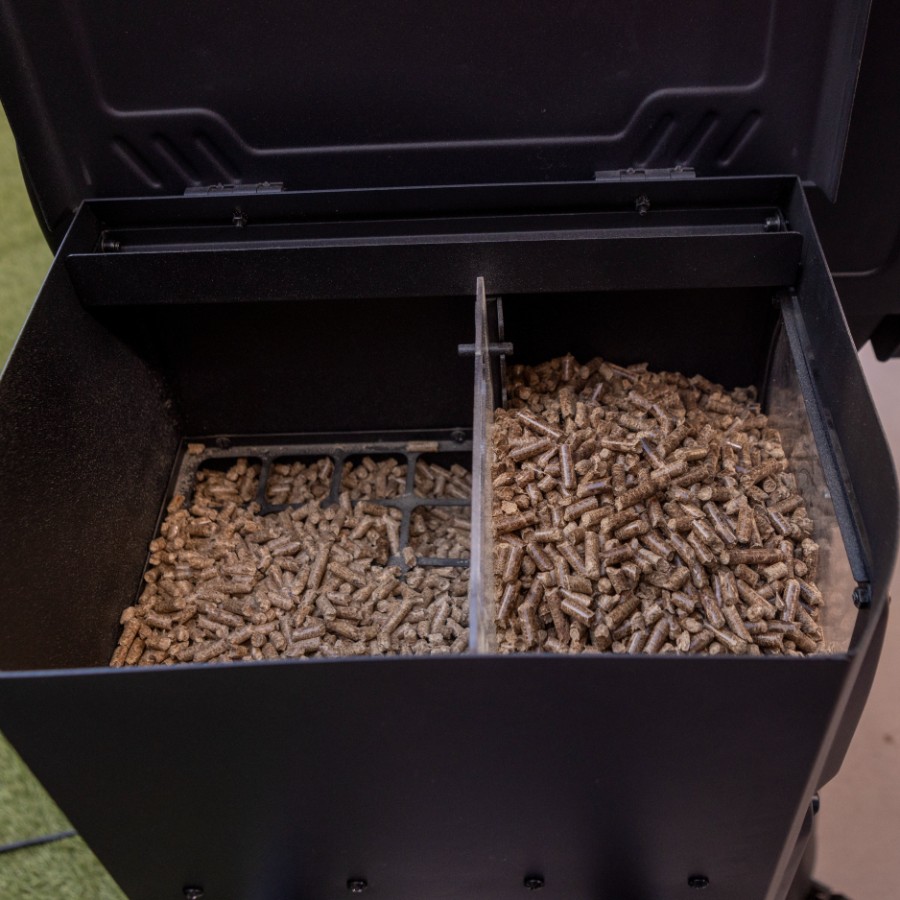 additioanl image for  Pit Boss Competition Series 1600 Titan 